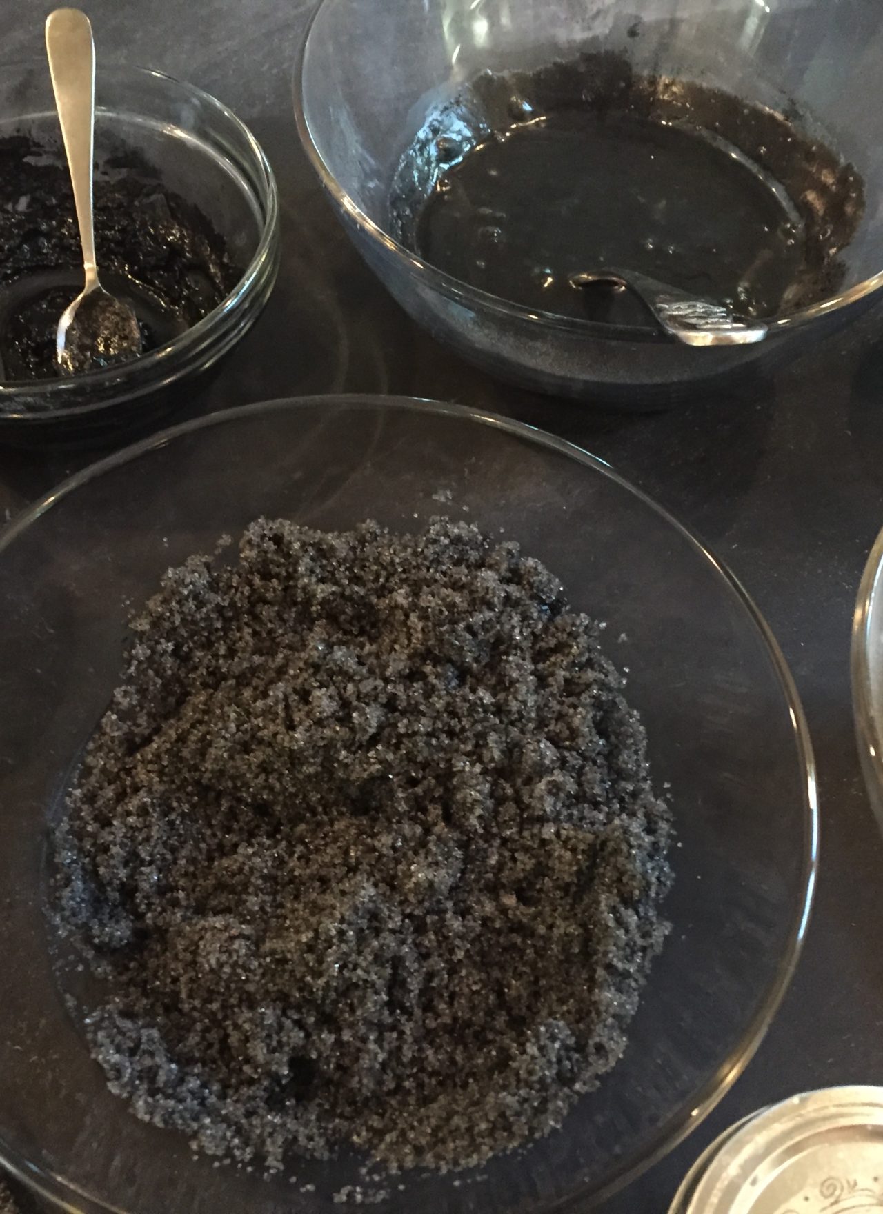 DIY 3 Ingredient Activated Charcoal Face Mask